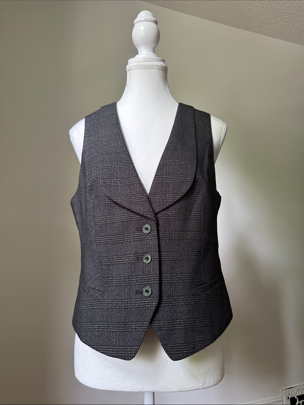 VAN HEUSEN Grey Y2K Preppy Academia Skater Collared Button‎ Vest Medium